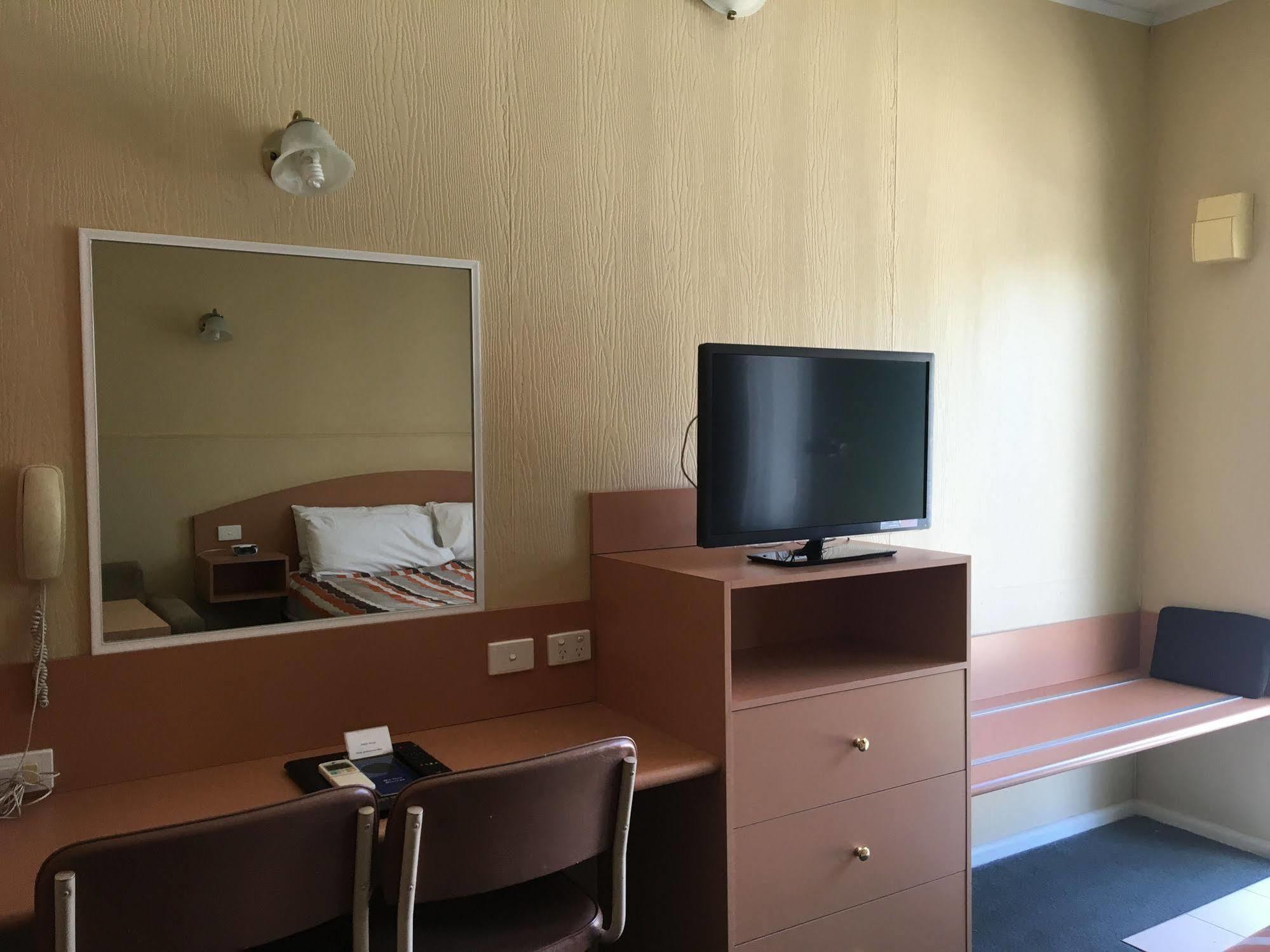 Parkville Motel Мелбърн Екстериор снимка