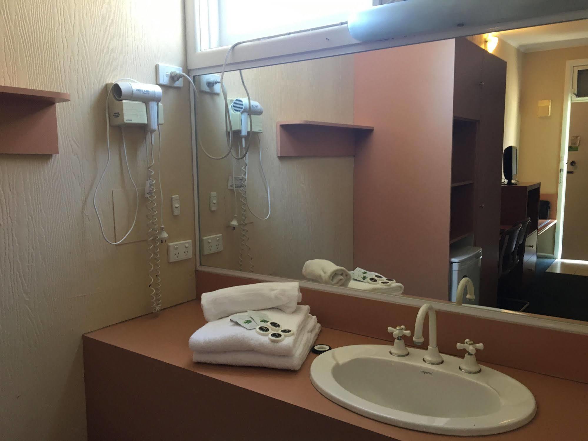 Parkville Motel Мелбърн Екстериор снимка